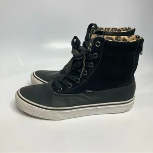 Vans lace up boots size 6.5‎ thumbnail 4