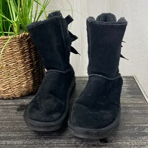 Ugg Black Bailey Bow II 2 Short Calf Winter Boots 7 thumbnail 4