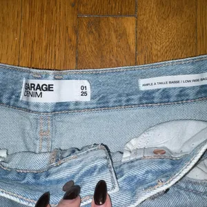 Garage low rise baggy jeans thumbnail 3