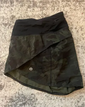 Lululemon Speed Up Short 2.5” thumbnail 5