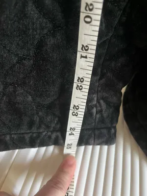 Vintage Black White Stag zip-up jacket featuring a plush faux-fur collar - Size M thumbnail 12