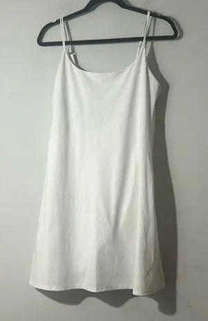 Adorable white dress from Abercrombie thumbnail 1