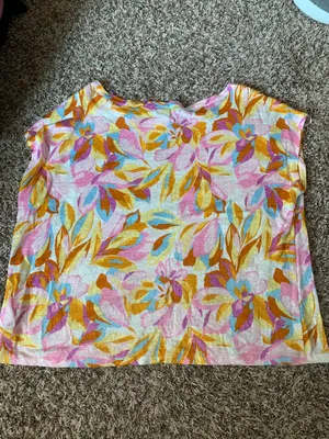 Joie 100% Linen Floral Boxy Top Large thumbnail 3