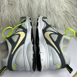 Nike Training In Season TR2 Size 7.5. Light dark gray / green. thumbnail 5