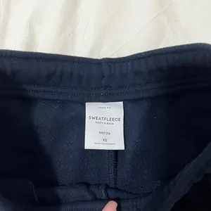 Aritzia Navy Sweatfleece sweats thumbnail 2