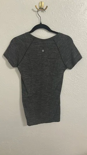 Lululemon Swiftly Tech thumbnail 2