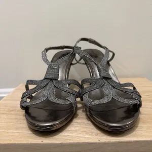 Mootsies‎ Tootsies Black & Silver Floral Foot Clear Heels 7.5 thumbnail 5