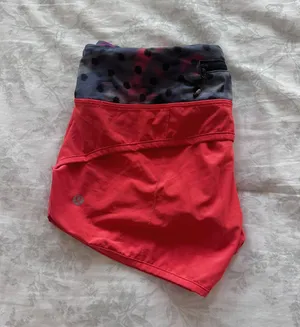 Lululemon Shorts thumbnail 1