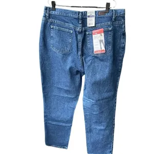 NWT Riders by Lee relaxed fit 18L 33”inseam instantly slims you. Lighter wash. thumbnail 2