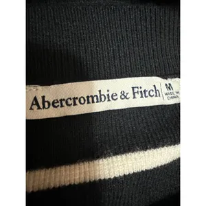 Abercrombie & Fitch Black White Striped Short Sleeve Crew Neck Sweater Top Sz M thumbnail 3