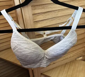 Seamless Light Gray Wireless Sports Bra Small thumbnail 1