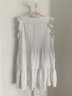Time and Tru Women’s White Eyelet V-Neck Ruffle Sleeve Sundress Size Large 12/14 thumbnail 4