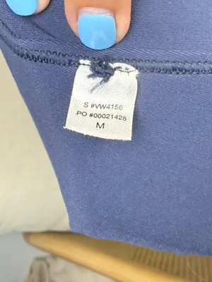 Vuori AllTheForm Pocket Leggings Size medium thumbnail 7