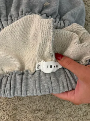 Cropped Sweatshirt And Shorts Set Size L thumbnail 4
