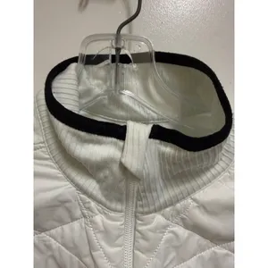 Athleta Insulated Flurry PrimaLoft Vest White Black M 383708 Quilted Hybrid thumbnail 7