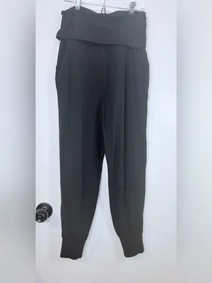Lululemon Align Foldover High Rise Jogger Pants Black Pockets Cuffed thumbnail 9