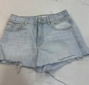 Garage Denim Shorts High-Waisted thumbnail 1