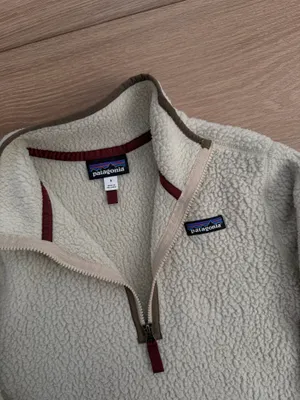 Patagonia Fleece Quarter-Zip thumbnail 2