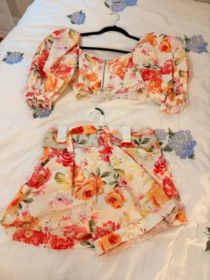Floral set Multiple thumbnail 2