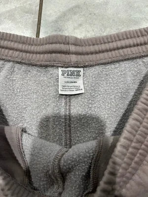 Vs pink rhtf brown sweatshorts size large Gray thumbnail 5