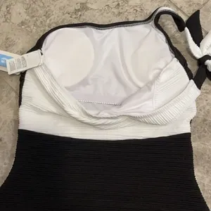 CUPSHE One Piece Swimsuit Color Block One Shoulder Bowknot Bathing Suit … thumbnail 11