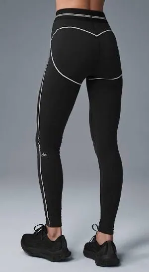 Alo Yoga Leggings thumbnail 1