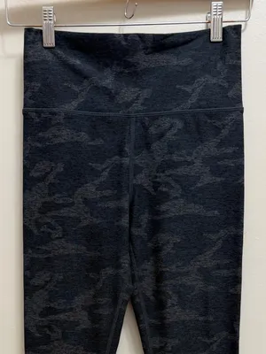 Vuori Clean Elevation Leggings High Rise Camo Gray Black Size S thumbnail 4