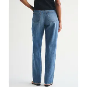 Abercrombie & Fitch Curve Love Loose Fit Jeans thumbnail 3
