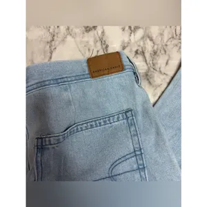 American Eagle Outfitters wide leg high rise Light Wash denim Jeans size 8 boho thumbnail 2