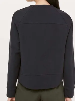 Lululemon On-Track Crew
Black thumbnail 8