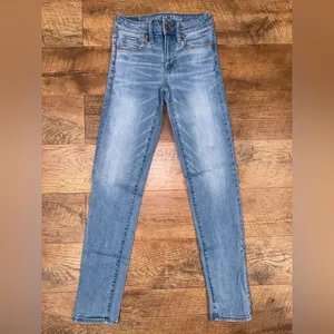 American Eagle Outfitters Women's High Waist Super Stretch Skinny Blue Jeans thumbnail 2