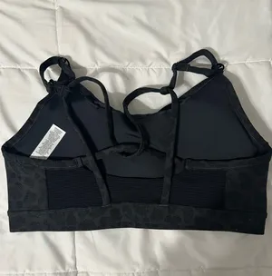 Nike Dri-Fit Sparkly Cheetah Print Workout Set thumbnail 3