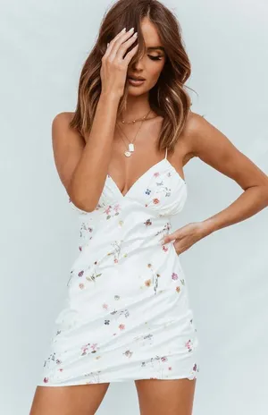 Princess Polly Lyrical Mini Dress in White Size 0 New with tag thumbnail 1