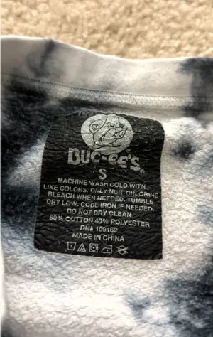 Buc-ee's Sweatshirt thumbnail 3