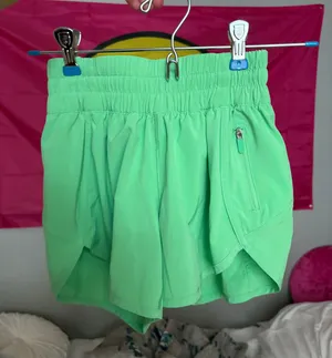 Lululemon Shorts thumbnail 1