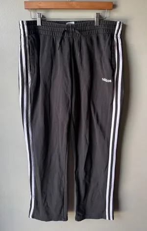Adidas Black 3 Stripe Drawstring Jogger Sweatpants Women’s Large thumbnail 1