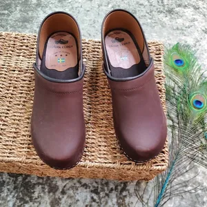 Björk Swedish Comfort Brown Leather Clogs‎ thumbnail 2