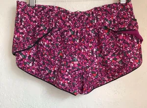 Lululemon 6 reversible shorts thumbnail 5