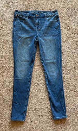 American Eagle Jeans thumbnail 1