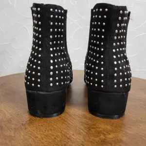 JustFab Jenna Women's Ankle Boots 7 Black Studded Suede Slip On Block Heels thumbnail 6