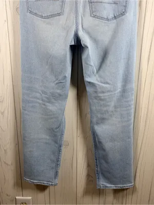 AMERICAN EAGLE High Rise Distressed Mom Straight Jeans, Size 6, Light Wash thumbnail 12