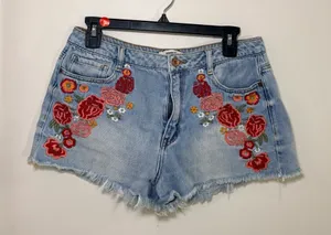 Forever 21 Light Blue Floral Embroidered Jean Shorts Size 10 with 2” inseam thumbnail 1