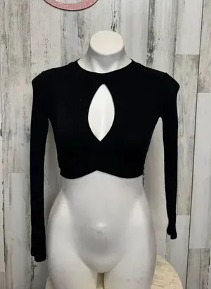 Windsor black crop top thumbnail 1
