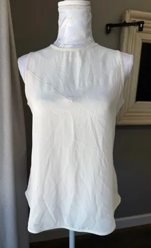 Banana Republic Cream Sleeveless Top Zip Back Pinhole Mesh Size XS thumbnail 1