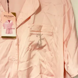 Juicy Couture Size XL Pink Satin 2‎ Piece Shorts Button Down Spellout Pajama NEW thumbnail 2