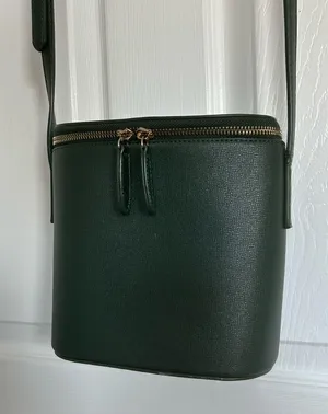 Antik Kraft green crossbody thumbnail 1