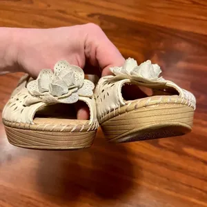 Vintage Wilmar Leather Floral Wedges Size 38 thumbnail 9