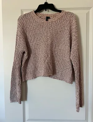 Pink bell sleeve cropped sweater thumbnail 1