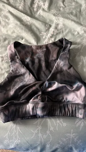harmony and balance sports bra thumbnail 2