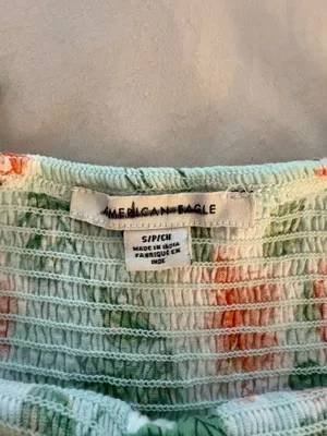 American Eagle Top cropped  thumbnail 2